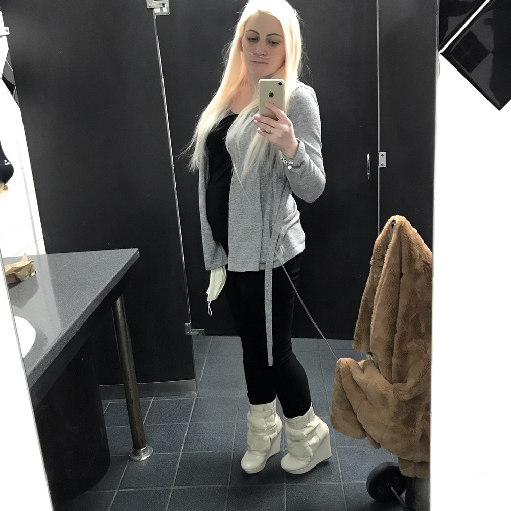 Meet your Posher, Monica